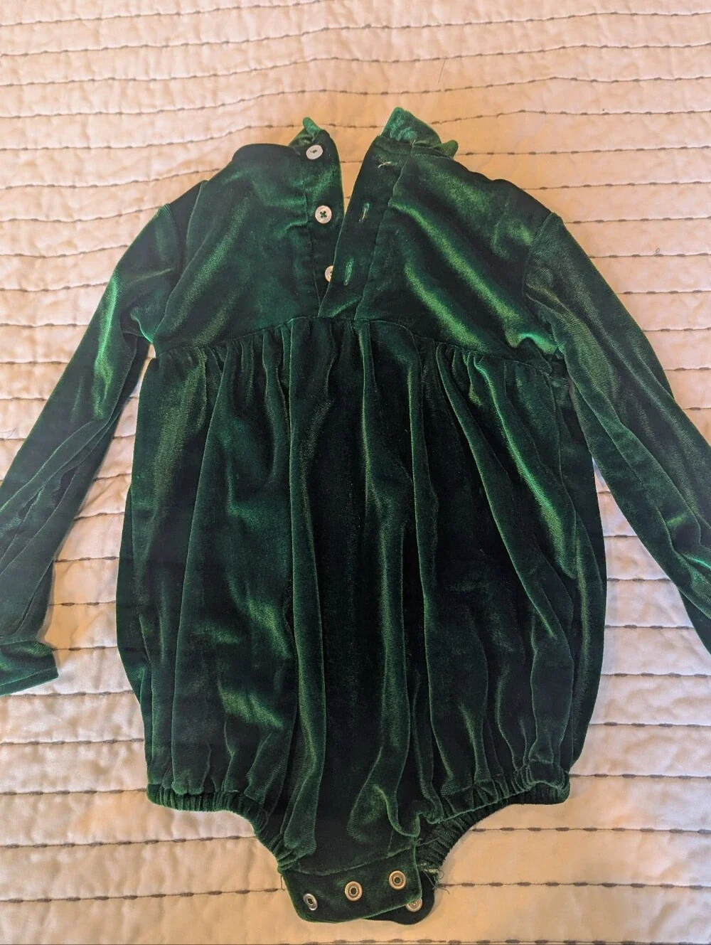 The Oaks Apparel Emerald Velvet Long-Sleeve Baby Bubble